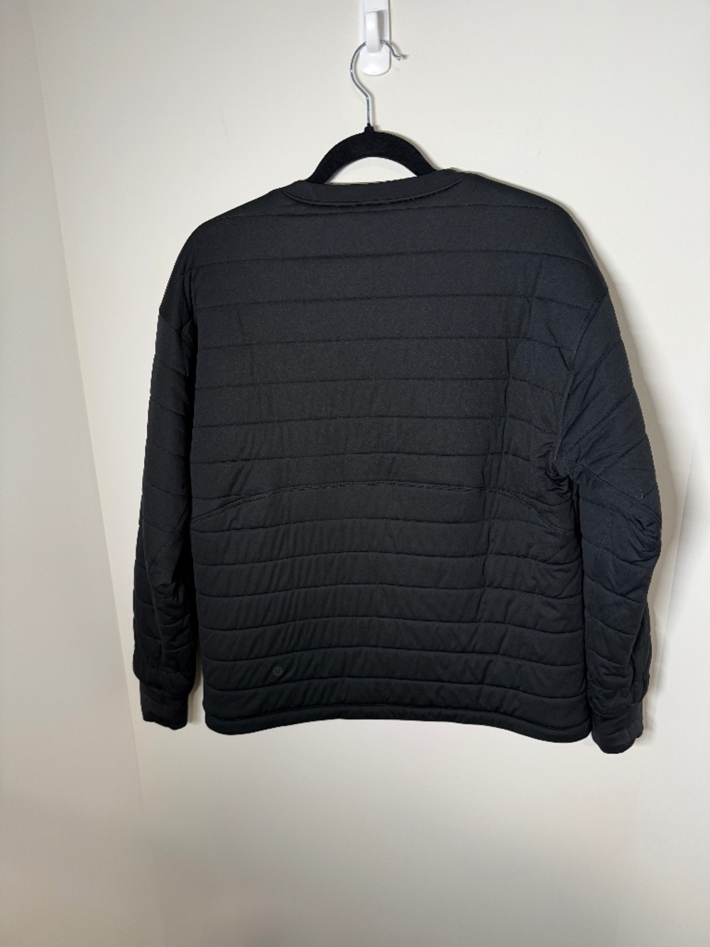 Lululemon Dynamic Movement Crew – Black (Size 4) | Insulated Windproof Pullover - Picture 5 of 6
